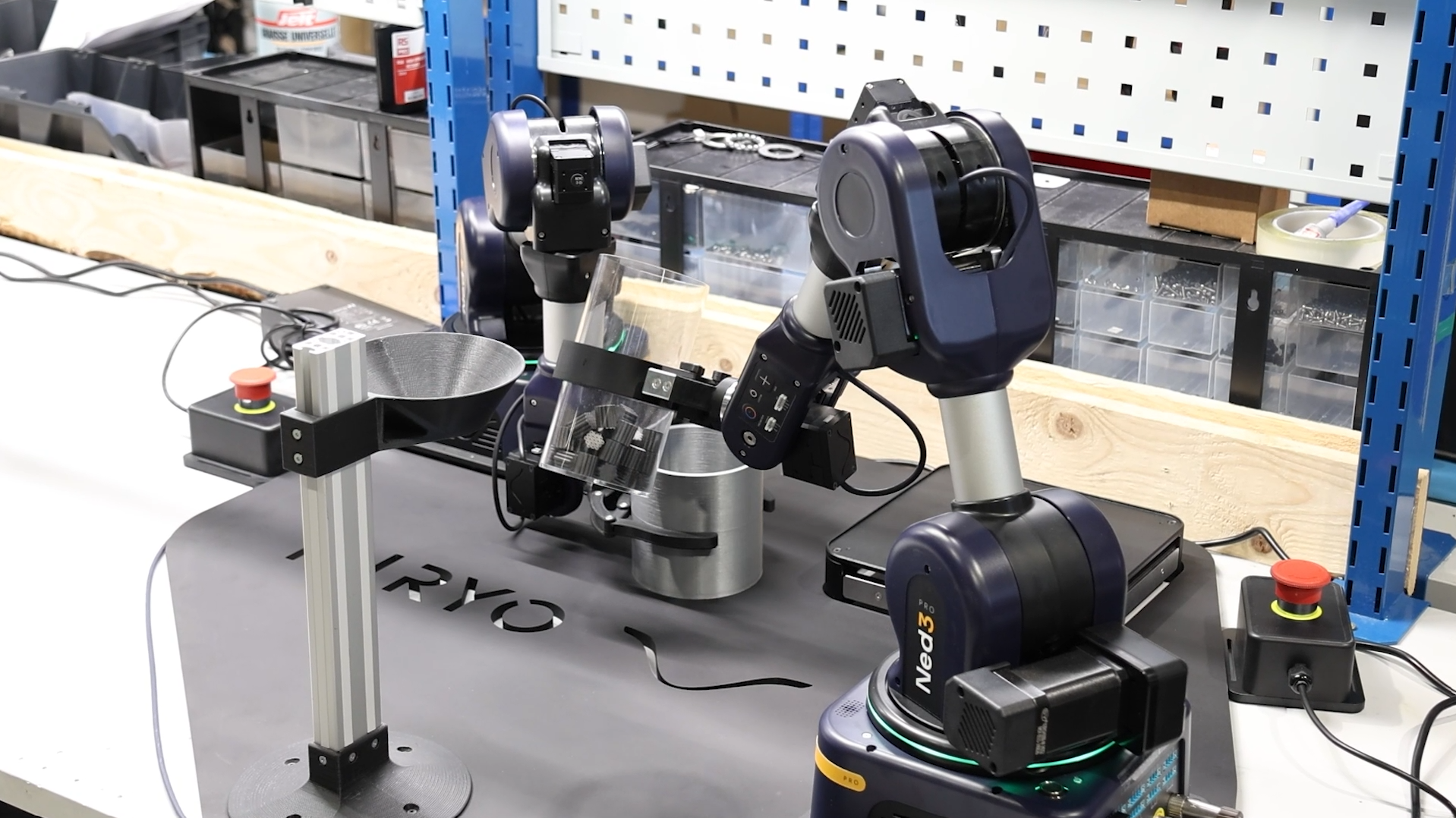 What aspects of robotics can be worked with a 6-axis robotic arm?
